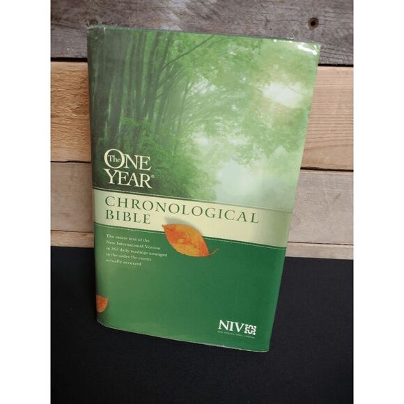 The One Year Chronological Bible NIV ISBN # 9781414359922 (Hardback) - Picture 1 of 2